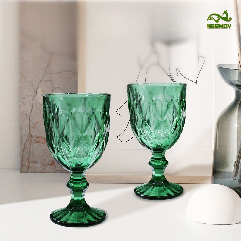 Groene gegraveerde reliëf glaz - Wine Beer Juice recensie en prijs