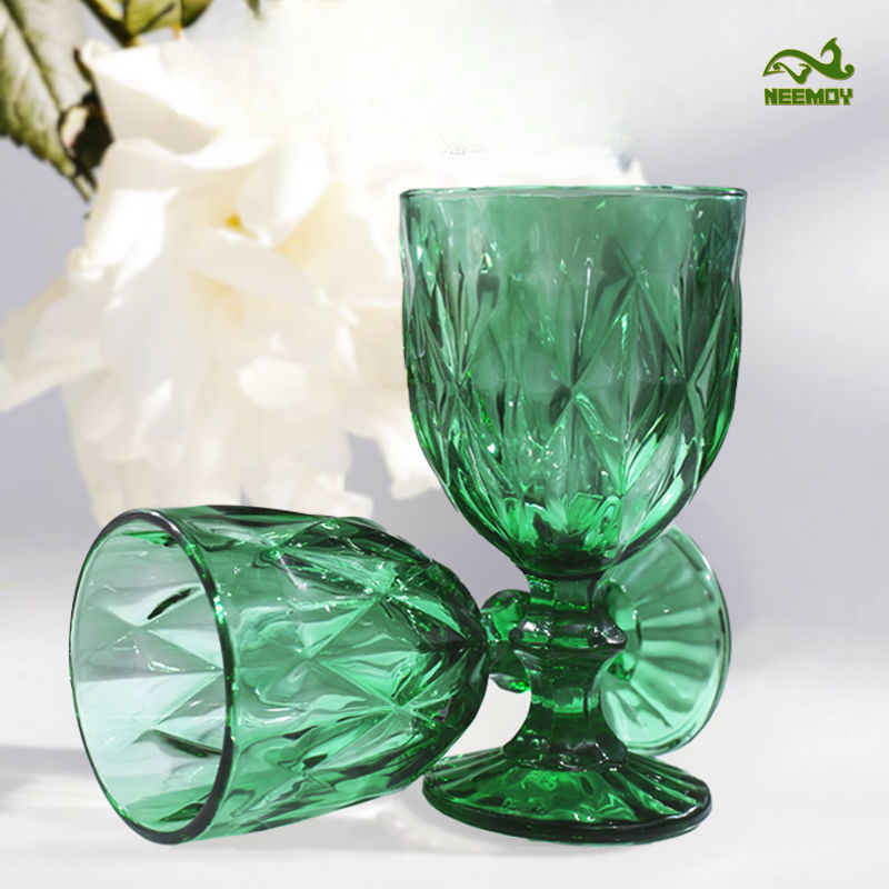 Groene gegraveerde reliëf glaz - Wine Beer Juice recensie en prijs